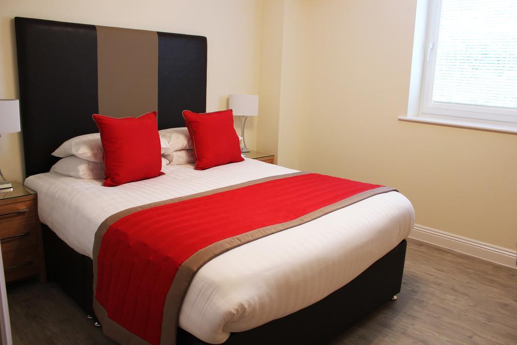 House Of Fisher - Central Point Basingstoke Quarto foto